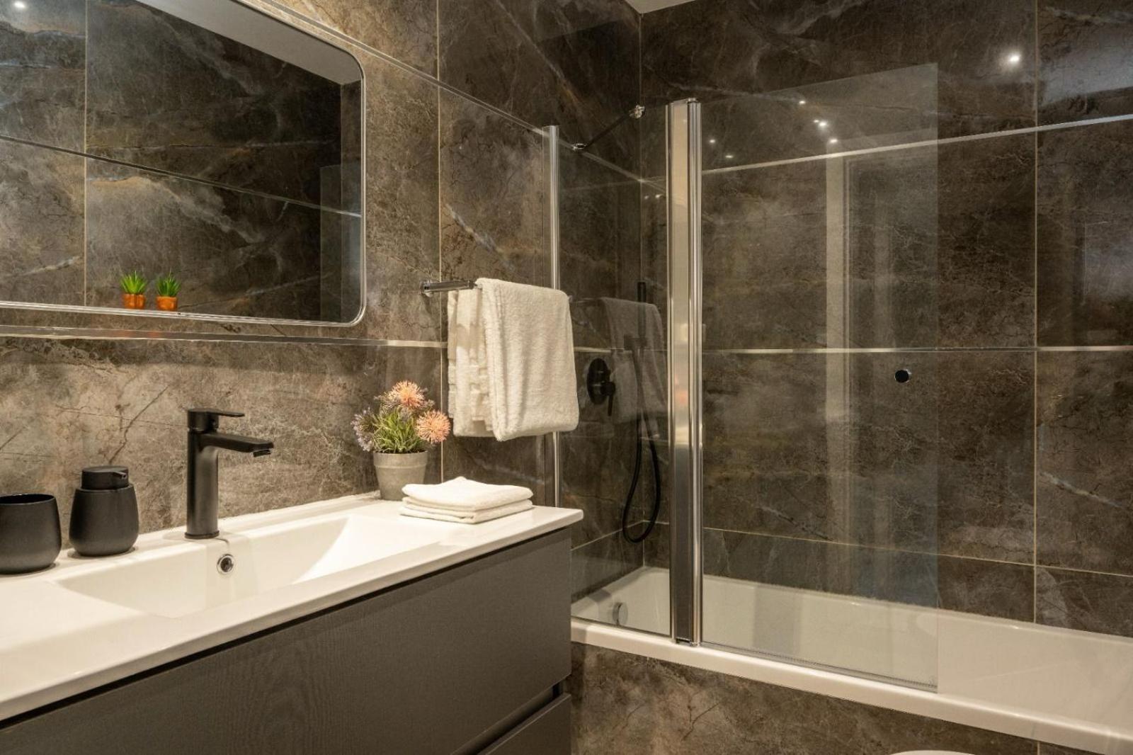 Mountain And Sea View - Penthouse With Private Pool Daire Eilat Dış mekan fotoğraf