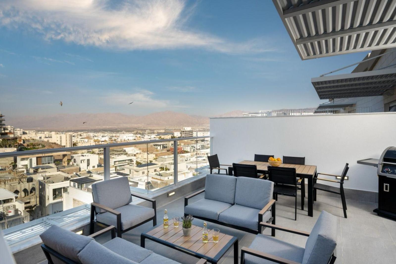 Mountain And Sea View - Penthouse With Private Pool Daire Eilat Dış mekan fotoğraf